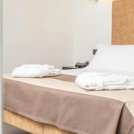 Raphael 3* أرباتاكْسْ