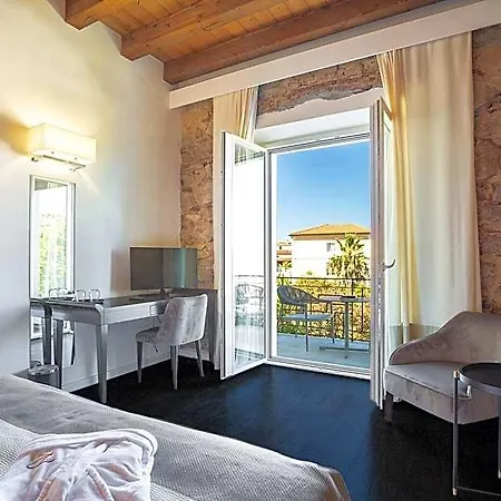 Hotell Raphael 3*