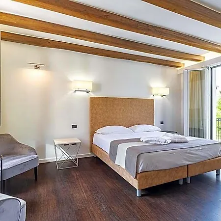 Hotell Raphael Àrbatax