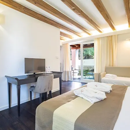 Hotel Raphael Àrbatax